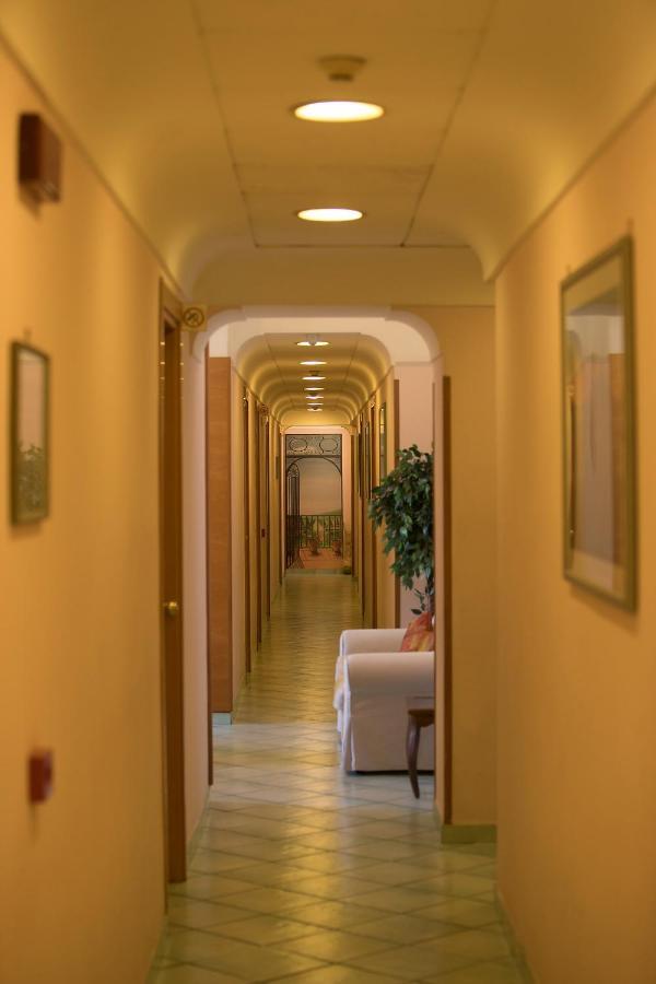 Hotel Potenza Napoli Eksteriør billede